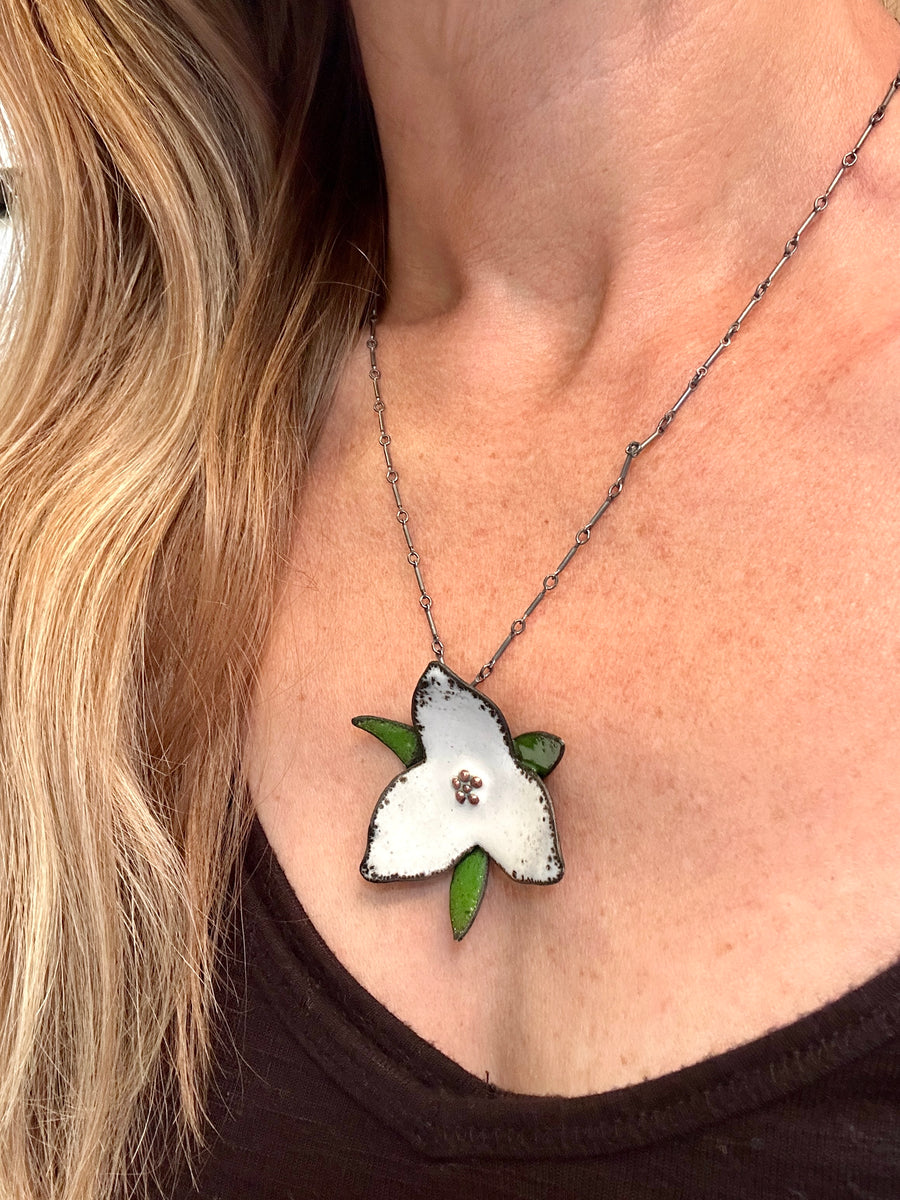 Trillium Necklace