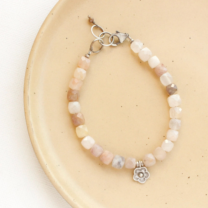 Cactus Flower - Mini - Bracelet - Violet Jade