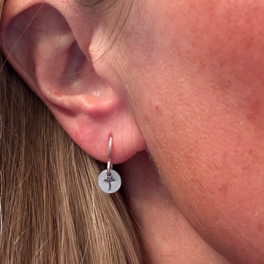 Earrings - Disk with Queen Anne Lace