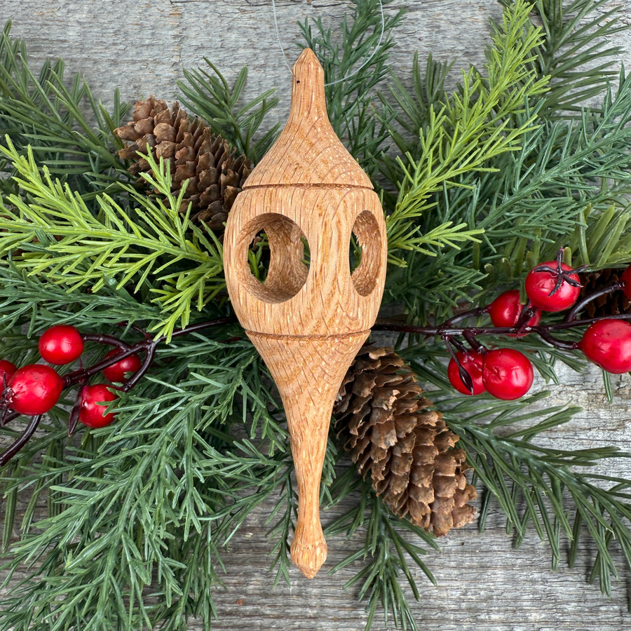 Ornament - Spire - Oak