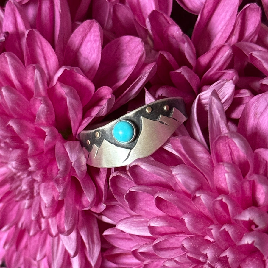 Mountains Ring with Turquoise #16s