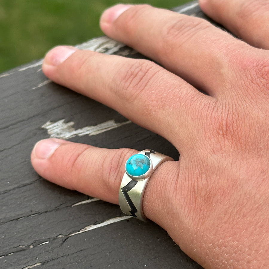 Mountains Ring with Turquoise #15s