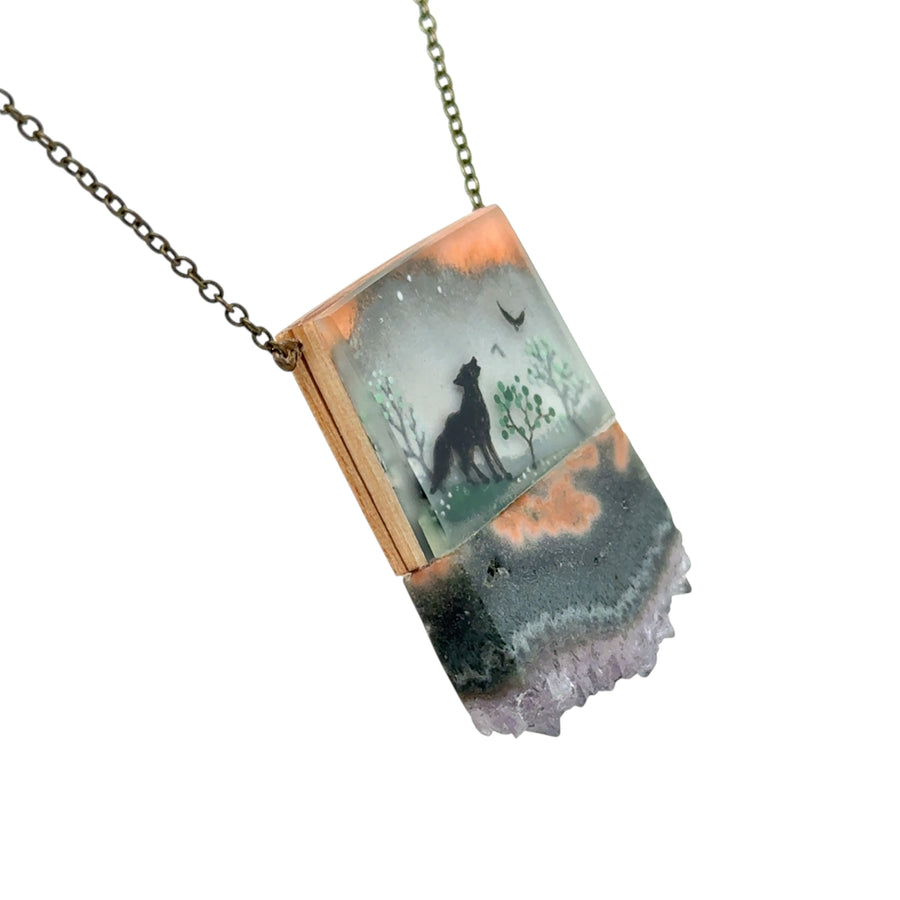 Necklace with Crystals - Wolf