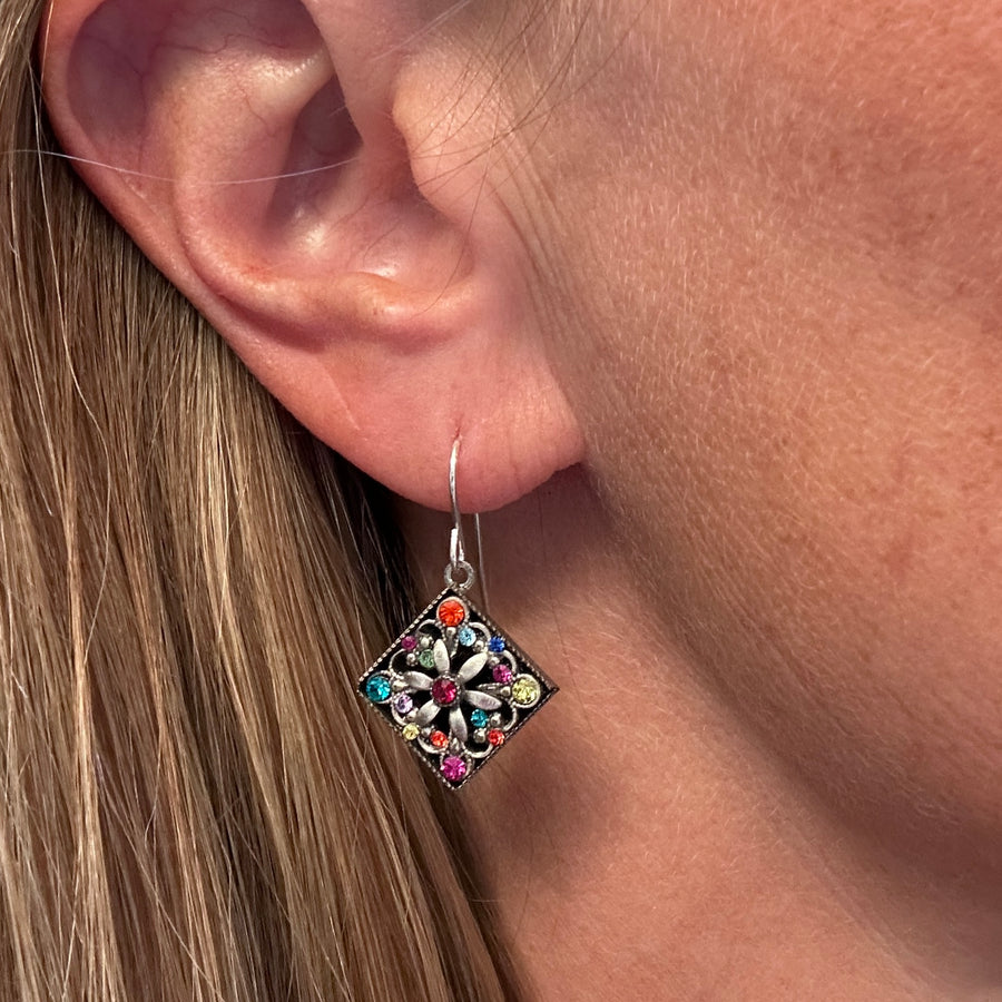 Earrings - Diamond Shaped Filigree