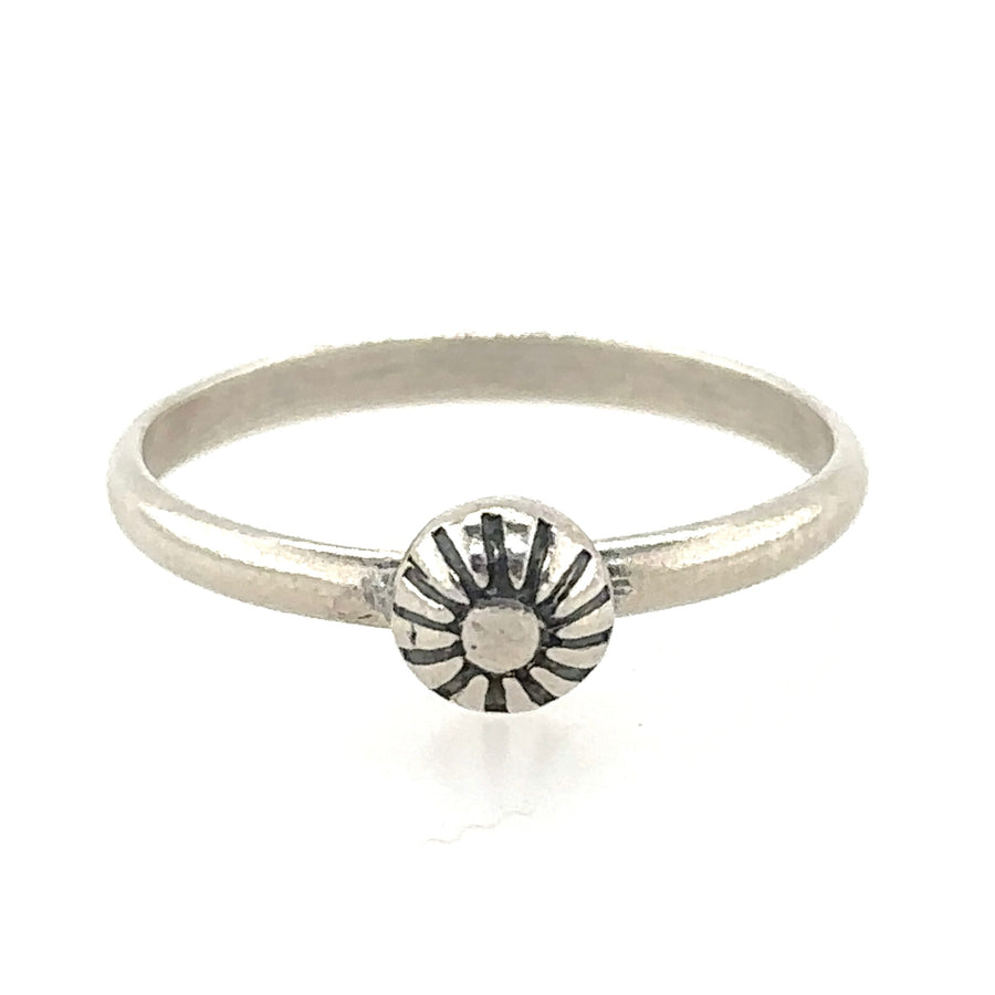 Ring - Button on Band