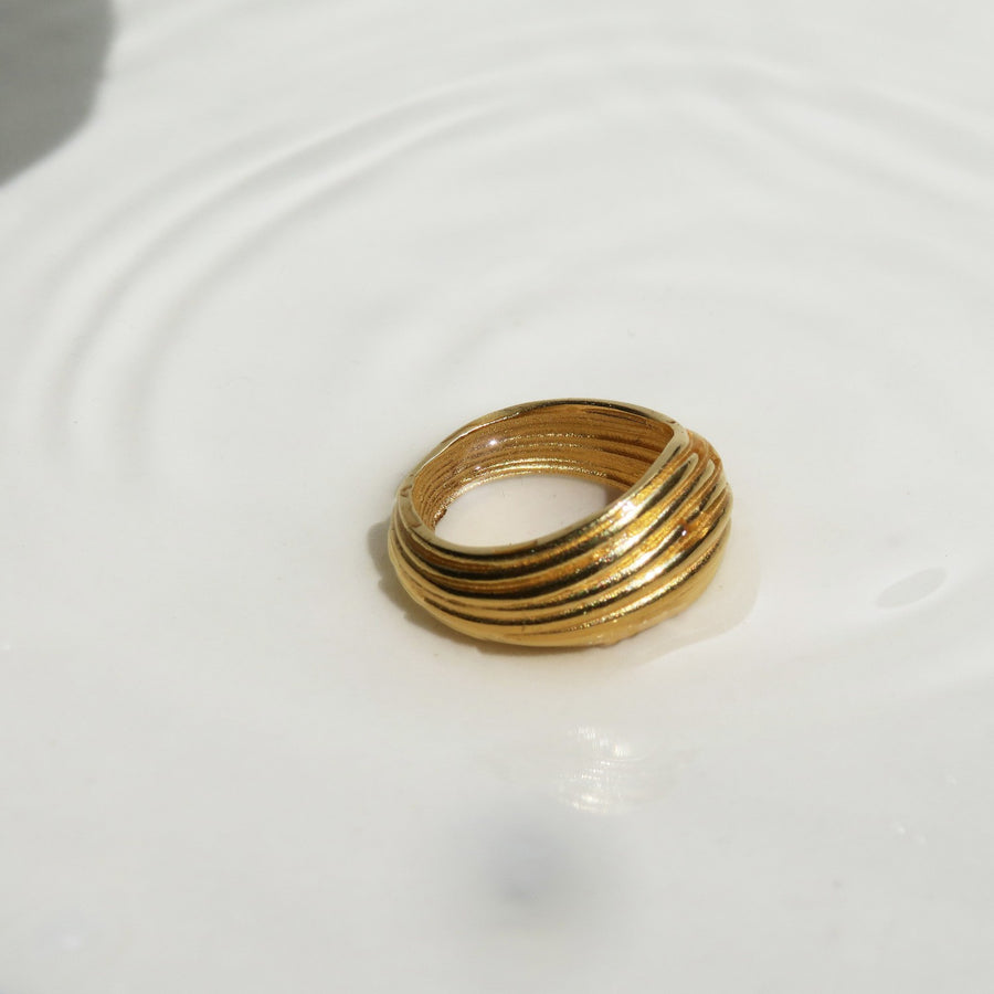 Onaria - Ring - Size 7.75