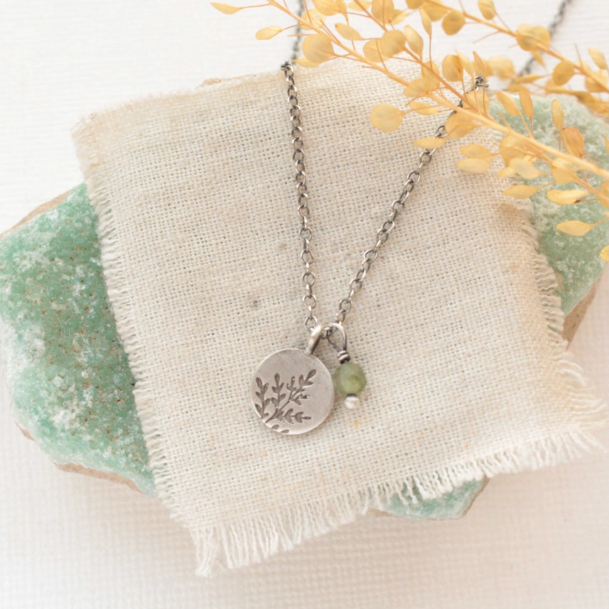 Mini Sprout - Green Kyanite - Necklace