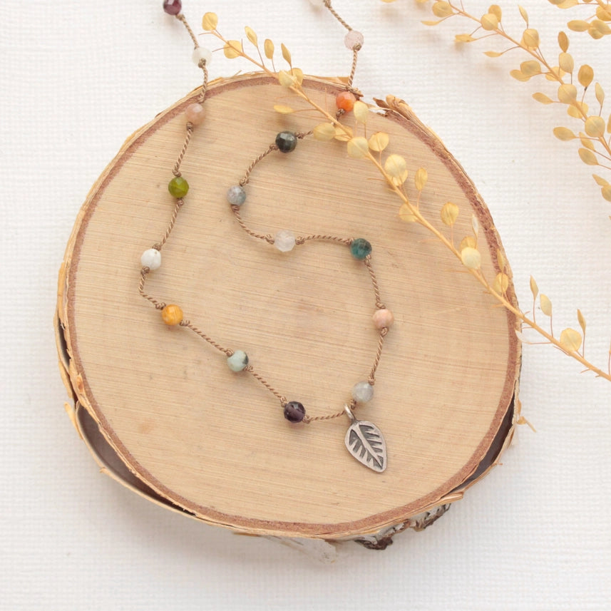 Kaleidoscope - Necklace - Leaf - Knotted