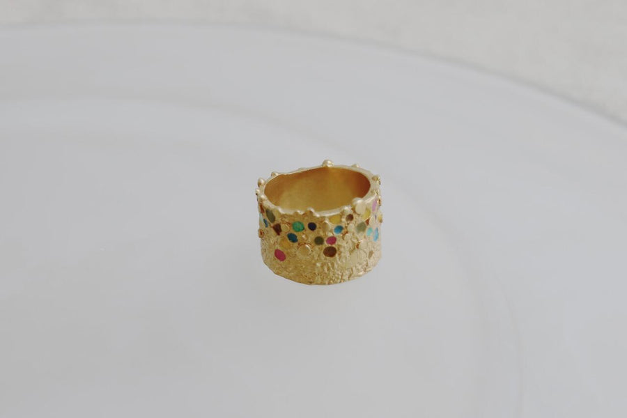 Pointillista in Gold - Ring - Size 8.25